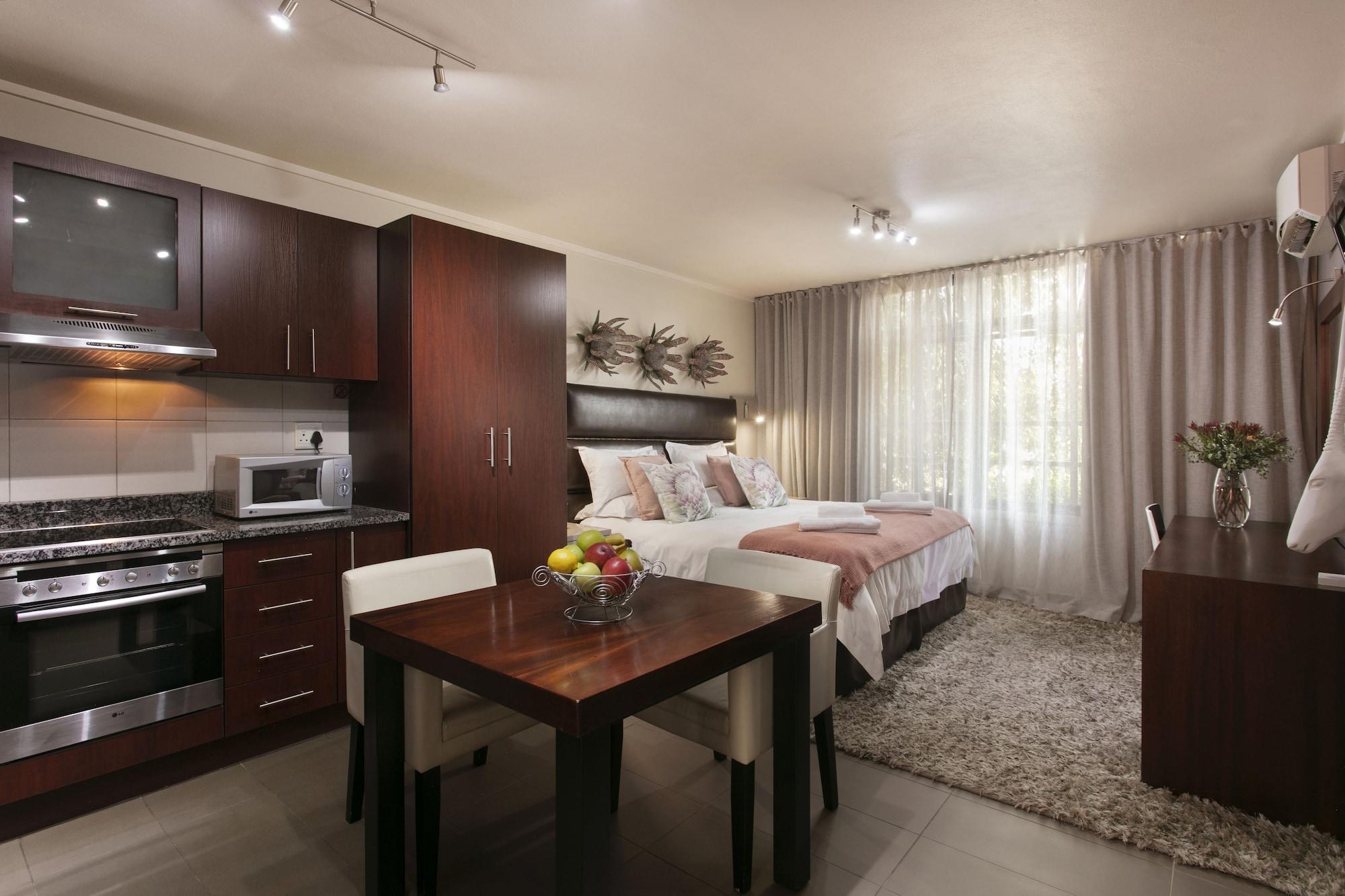 Absolute Farenden Apartments Pretoria-Noord Esterno foto